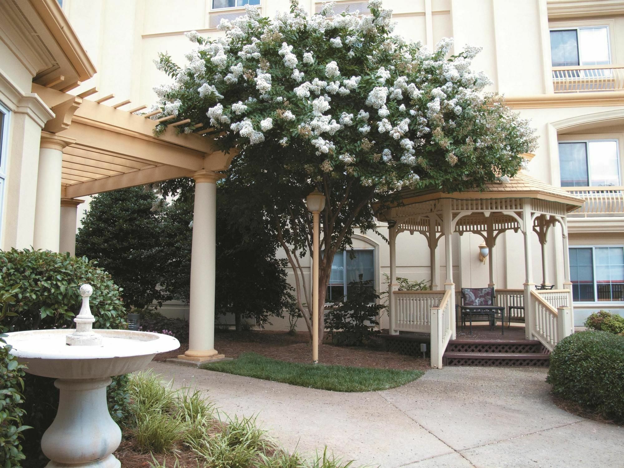 La Quinta By Wyndham Raleigh Crabtree Exterior foto